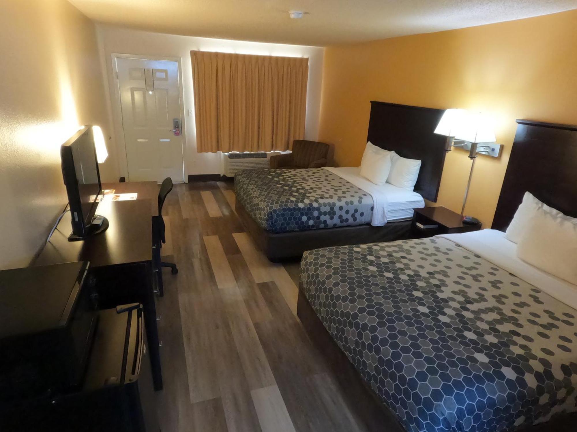 Econo Lodge Inn & Suites Downtown Northeast Near Ft Sam Houston, At&T Сан-Антоніо Екстер'єр фото