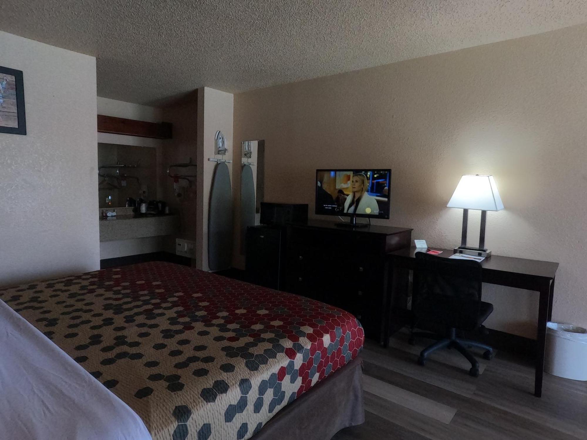 Econo Lodge Inn & Suites Downtown Northeast Near Ft Sam Houston, At&T Сан-Антоніо Екстер'єр фото